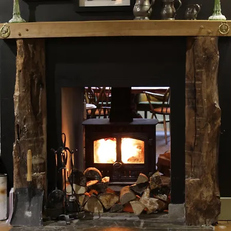 Kro The Wheatsheaf 3*