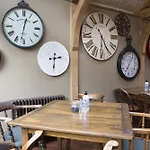 فندق The Wheatsheaf